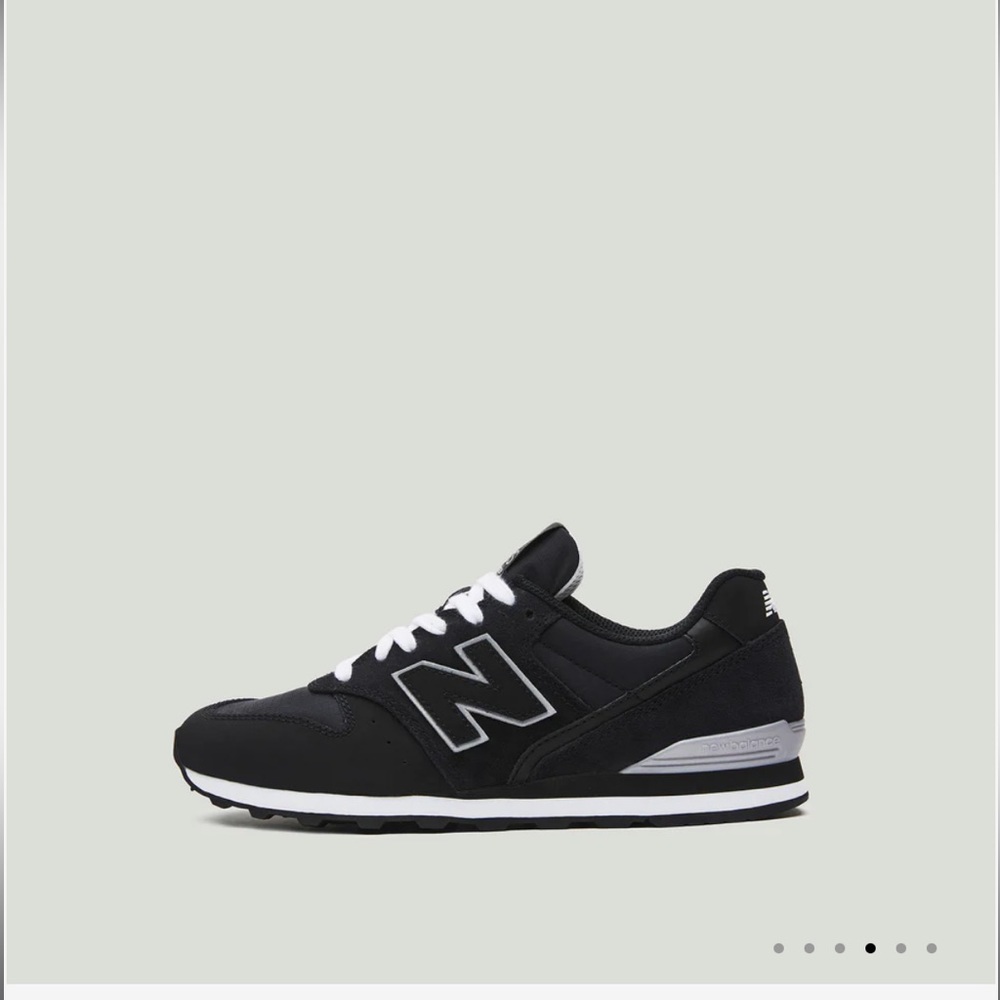 FIGS-New Balance Women’s Size-8 Color-Black
